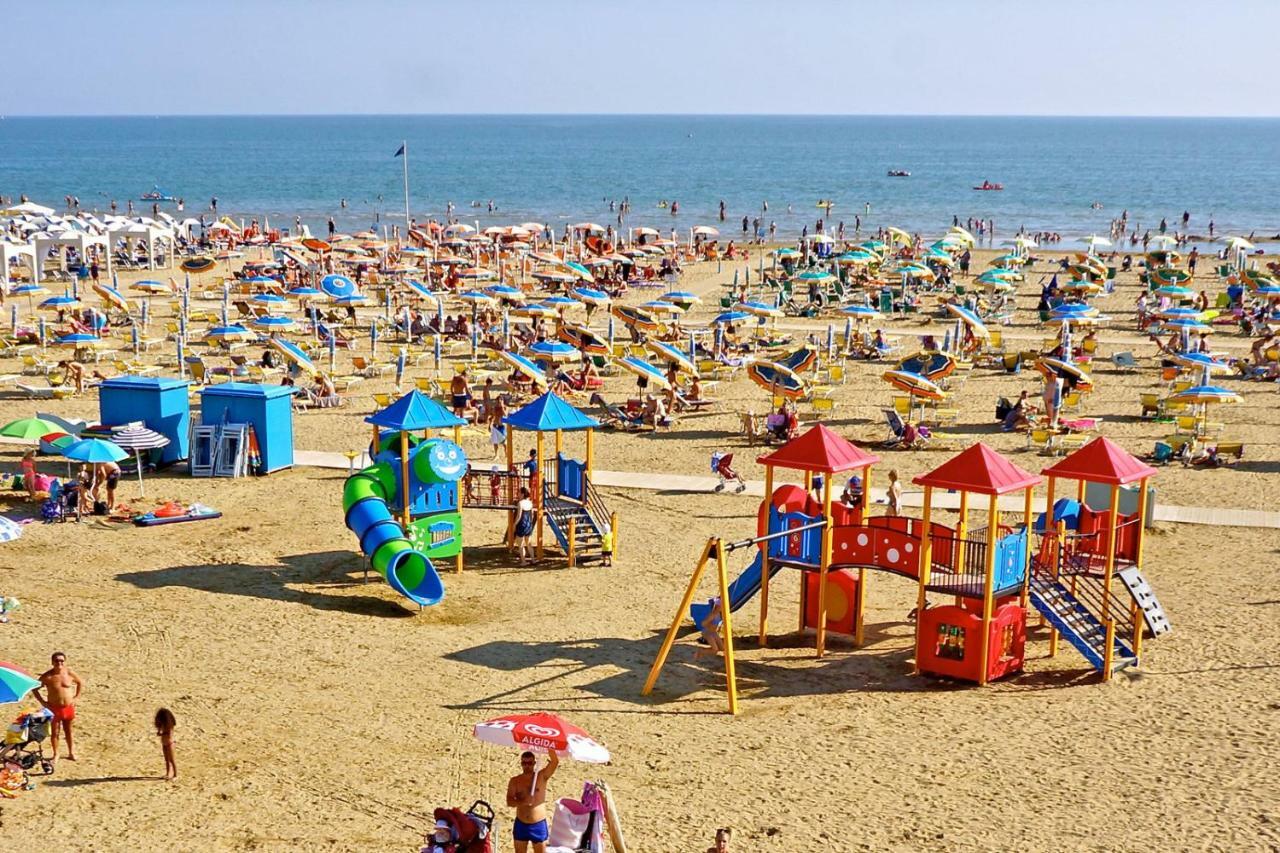 Appartamenti Riviera Gemelli Bibione Exterior photo